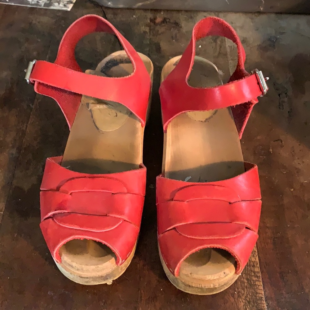 Lotta from Stockholm Low Peep Toe Clogs